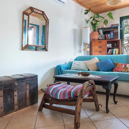 Traditional 2bedroom Private House *