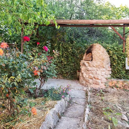 Traditional 2bedroom Private House Karavomylos